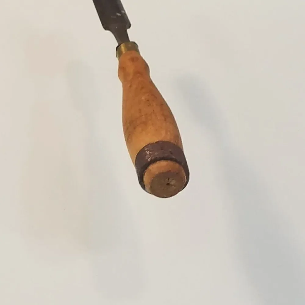 Vintage Antique Chisel Thomas Ibbotson Cast Steel Woodworking Tool
